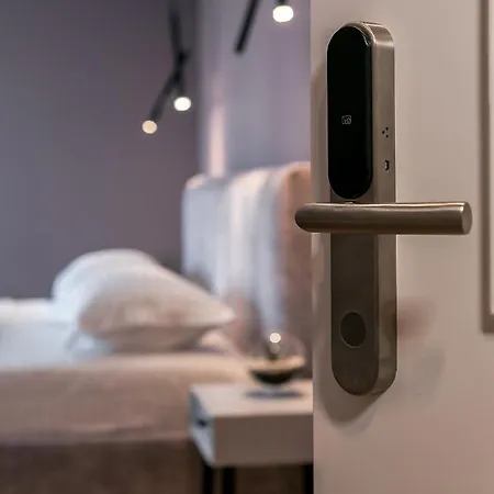 Oda Aparthotel Shkoder Отель Шкодер