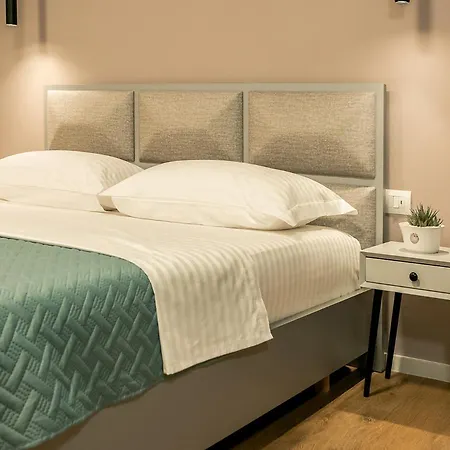 Oda Aparthotel Shkoder Шкодер