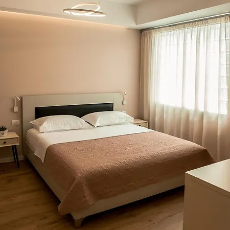 Oda Aparthotel Shkoder ホテル