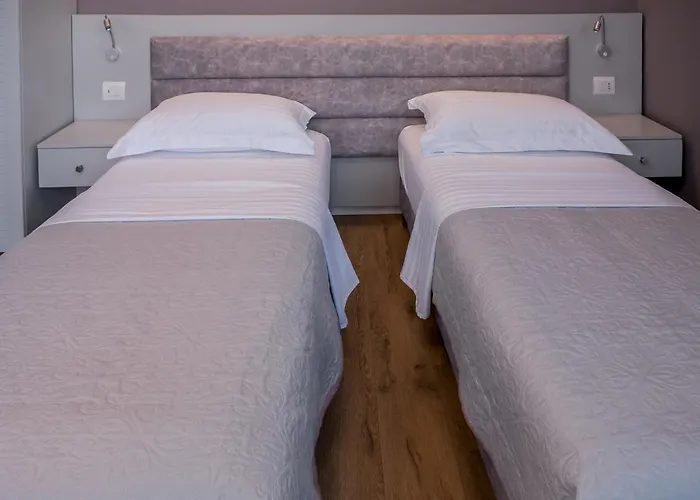 Hotel Oda Aparthotel Shkoder 3*